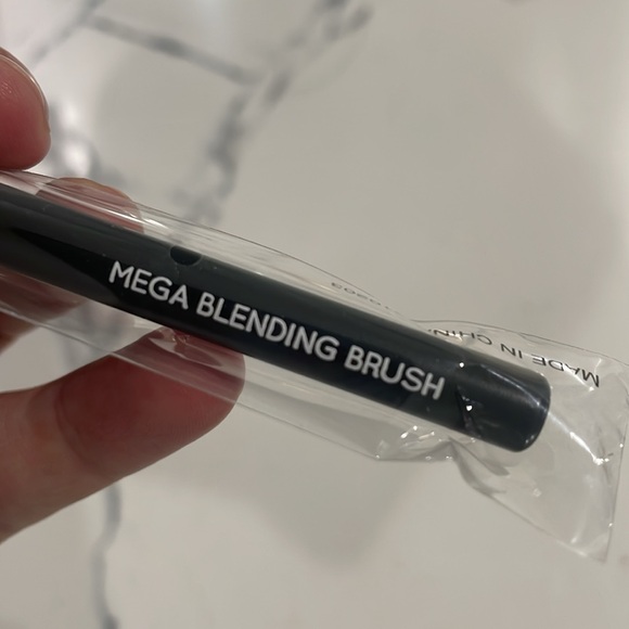 Wingme Mega Blending brush - Picture 3 of 3